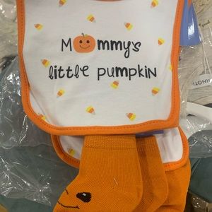 Bibs & sock